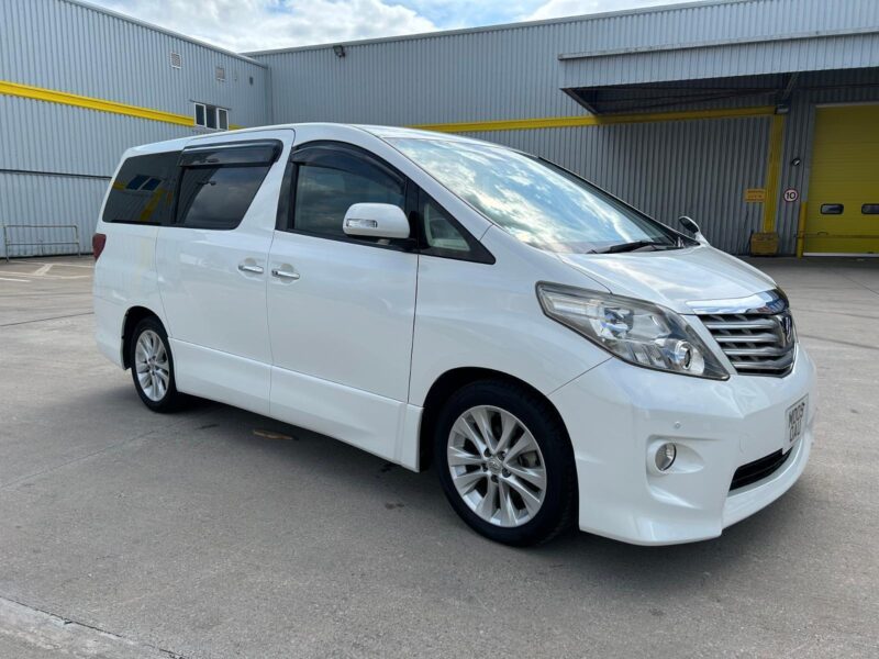 Toyota alphard like vellfire 2.4 petrol aution grade 4.5 bimta in stock now Image