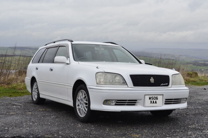 2000 Toyota Crown Estate 1JZ-GE Image
