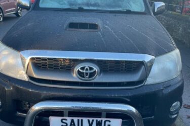 2011 Toyota Hilux Invincible 2010 D/Cab PickUp 3.0 D-4D 4WD 171 PICK UP Diesel M Image