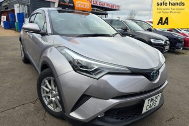 2019 Toyota CHR 1.8 Hybrid 5 Seats 5dr ULEZ Free Hatchback Petrol/Electric Hybri Image