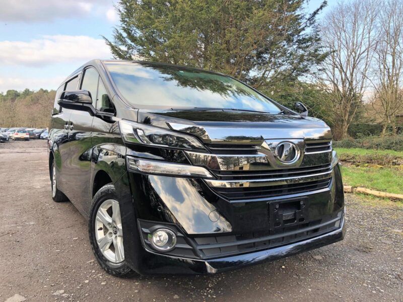 FRESH IMPORT 2017 NEW SHAPE TOYOTA VELLFIRE ALPHARD 2.5 AUTO AUCTION GRADE 4 Image