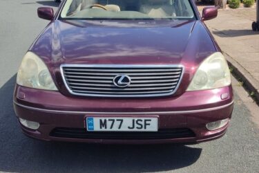 Lexus LS430 Image