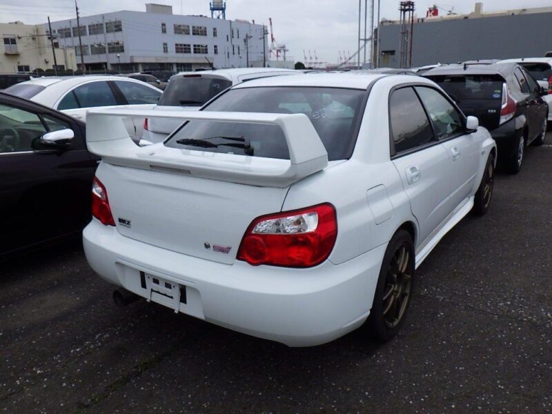 SUBARU IMPREZA 2.0 WRX STI Type UK White Manual Petrol 2002 Image