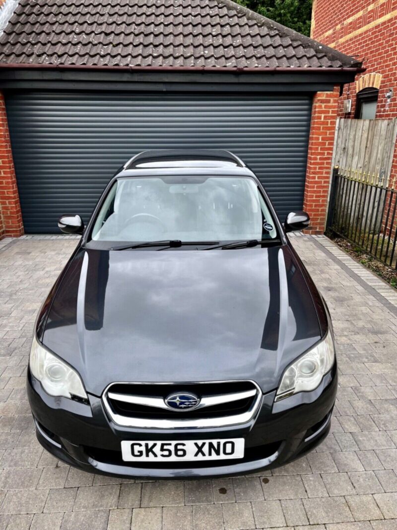 Subaru Legacy 2.0 Sports Tourer Image