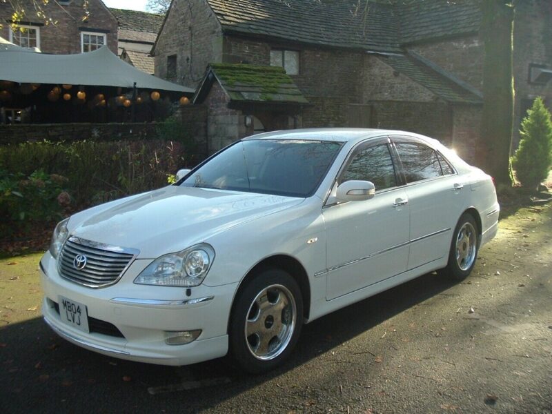 2004 Toyota Crown Majesta 4.3 V8 i-Four. All Wheel Drive. UZS-187. Low Miles. Image