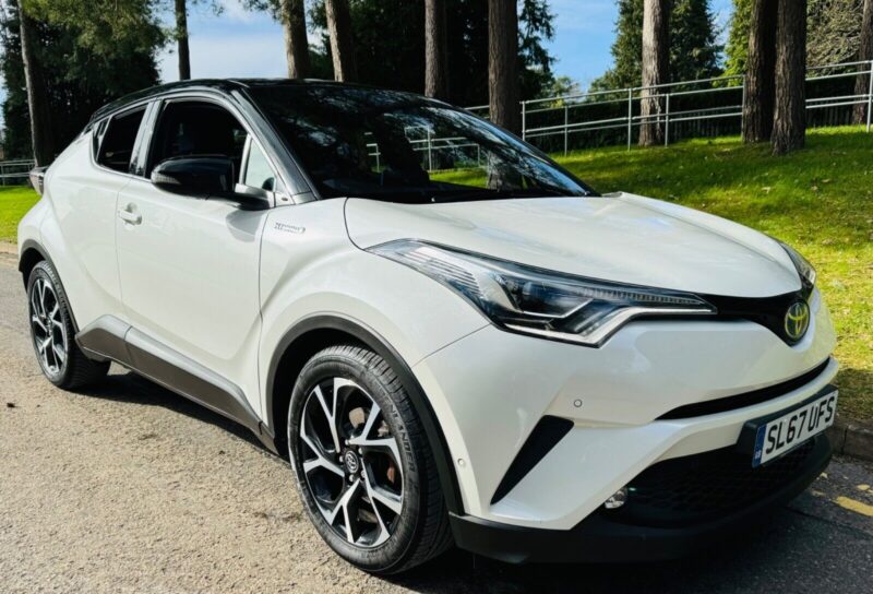 2017 Toyota C-HR 1.8 VVT-h Dynamic CVT Auto Euro 6 (s/s) 5dr with 83k miles, FSH Image