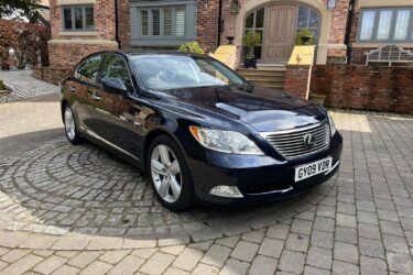 Lexus LS 460 2009 Saloon Blue Petrol V8 Image