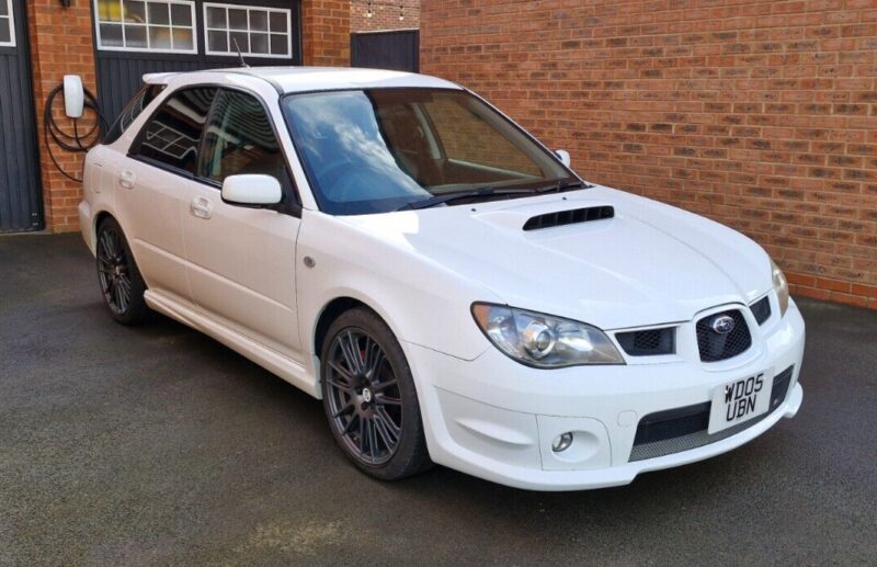 Subaru Impreza 2.0l WRX Wagon - 2005 - Manual - JDM Import - White Haweye Estate Image