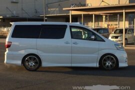 Toyota Alphard 2.4 white automatic 8 seater japanese import- due in 4th may 08