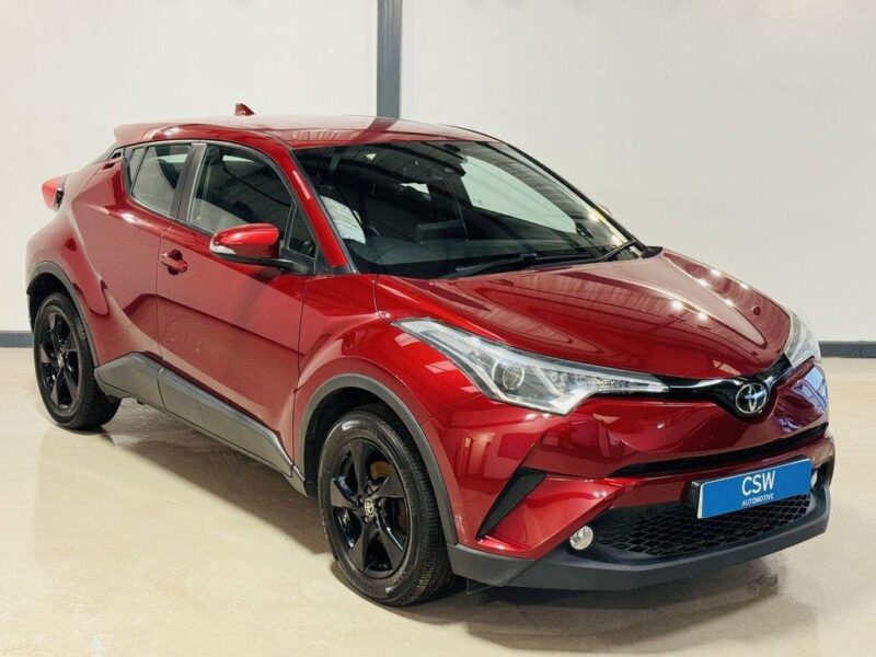 TOYOTA CHR 1.2 ICON 5 DOOR 2017 RED *ULEZ OK* PETROL MANUAL SUV HATCH Image