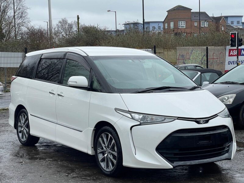 * TOYOTA ESTIMA + ALLOYS + SATNAV + PRIVACY GLASS + ALLOYS * Image