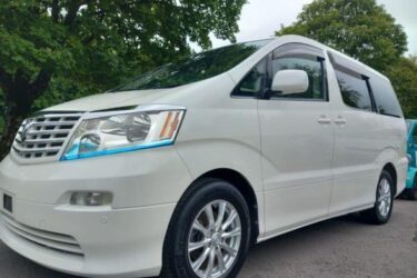 2004 Toyota Alphard 3.0 AUTOMATIC ONLY 48,000 MILES 48K MPV Petrol Automatic Image