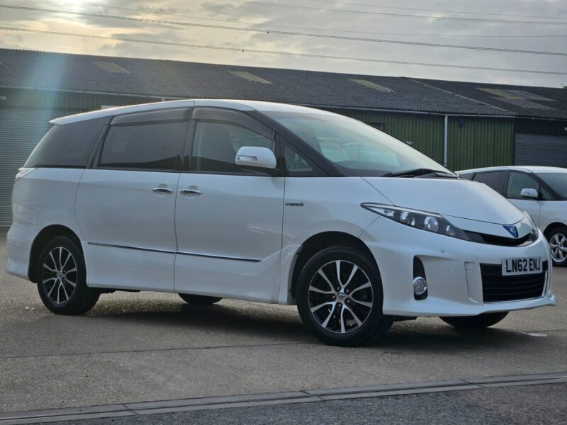 2012 Toyota Estima Hybrid Aeras 7 seater Fresh Import warranted mileage ULEZ/LEZ Image