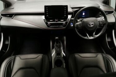 2021 Toyota Corolla 1.8 VVT-h GPF Excel Touring Sports 5dr Petrol Hybrid CVT Eur Image