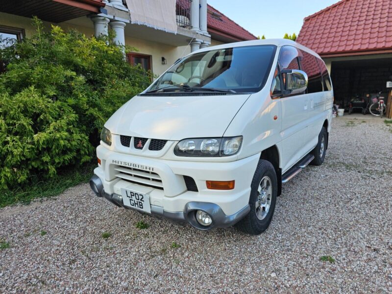 MITSUBISHI DELICA SPACE GEAR CHAMONIX 4WD V6, LPG Image