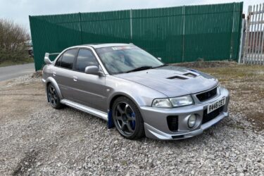 mitsubishi evo 5 Image