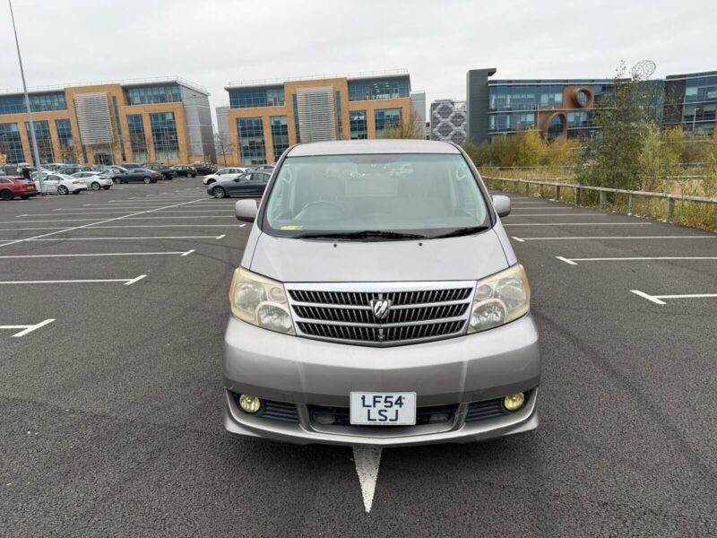 TOYOTA ALPHARD V6 LPG Image