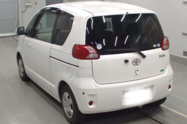 Toyota Porte 2011 Petrol Automatic car sliding door Image