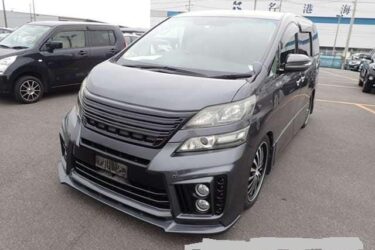 Toyota vellfire modified 2.4 auto 7 seater fresh japanese import in grey due jan Image