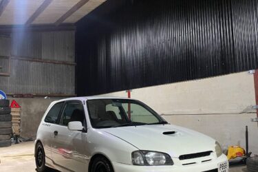 1996 Toyota Glanza V Image