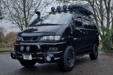 2002 Mitsubishi Delica L400 Space Gear 3.0 V6 **** LPG **** Automatic 4x4 Image