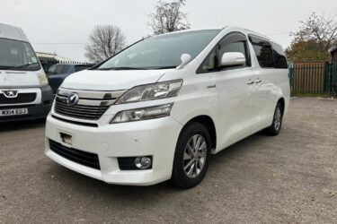 2014 TOYOTA VELLFIRE/ALPHARD, 2.4L HYBRID ELEC, 7 SEATER AUTO MPV Image