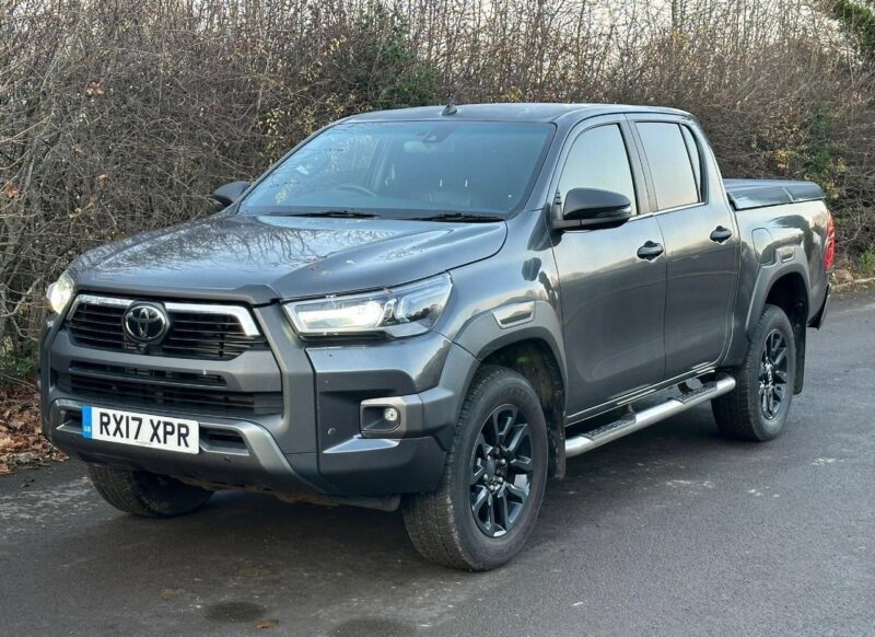 2017 Toyota Hilux Invincible X 2.4 D-4D 4X4 PICKUP Auto Automatic Image
