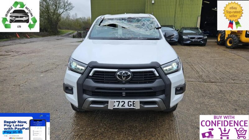 2022 TOYOTA HILUX INVINCIBLE X FULL FRONT END BONNET HEADLIGHTS BUMPER RADS ETC Image