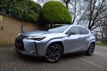 2023 Lexus UX 2.0 250h Takumi E-CVT Euro 6 (s/s) 5dr Image