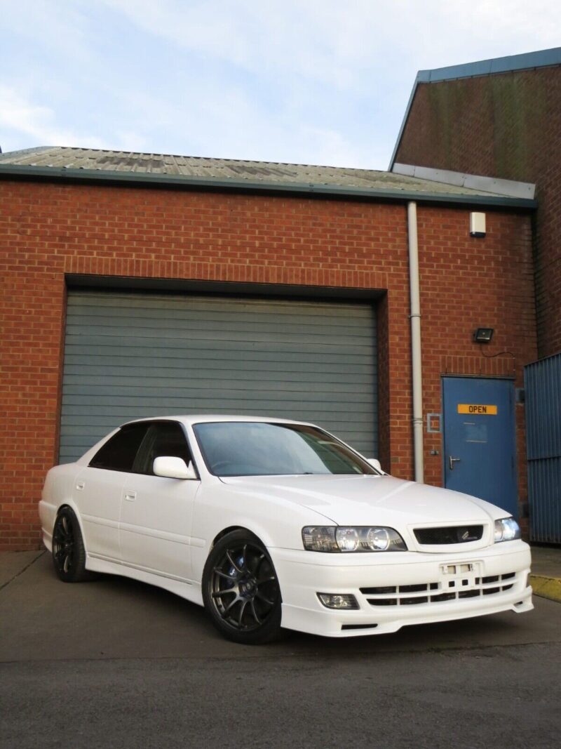 Toyota Chaser Tourer V JZX100 - 1998 - 1JZ VVT-i Factory Manual LSD Modified JDM Image