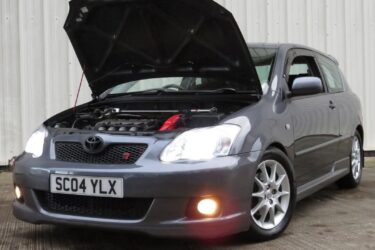 Toyota Corolla T Sport Facelift Grey 1.8 VVTL-i 2004 192 BHP Image