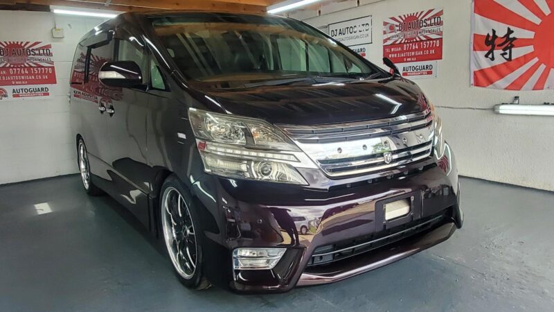 Toyota vellfire 2.4 petrol automatic 7 seater fresh japanese import 2008 Image