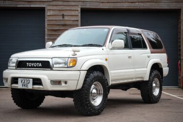 2000 Toyota Hilux Surf SSR-X Premium Selection 2.7L Petrol White Image
