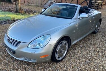 2002 lexus sc430 convertible nice looking car with long mot recent service Image