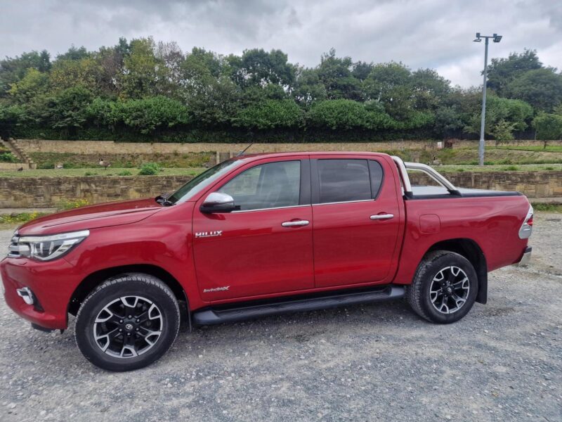 2018 Toyota Hilux Invincible X D/Cab Pick Up 2.4 D-4D Auto PICK UP Diesel Automa Image
