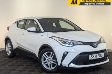 2021 71 TOYOTA C-HR 1.8 VVT-H ICON CVT EURO 6 (S/S) 5DR SERVICE HISTORY SATNAV Image