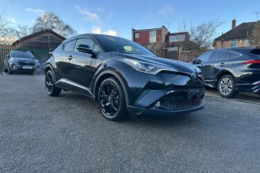2025 Toyota C-HR DAA-ZYX10 Hybrid Electric Manual Image