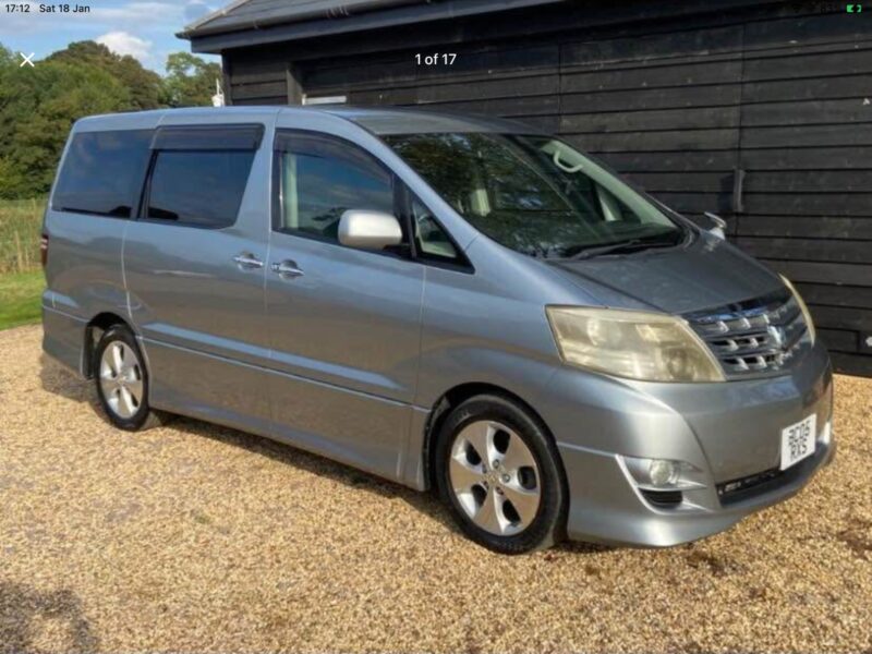 Toyota Alphard 3.0 AWD day van mpv Image