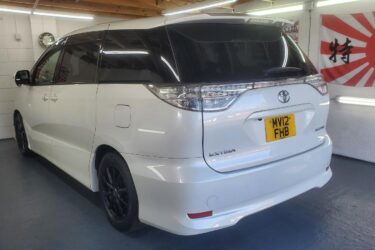 Toyota estima 2.4 automatic 7 seater fresh japaese import only 45k miles 2012 Image