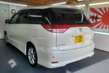 Toyota Estima 2.4 automatic fresh japanese import 48k miles Image