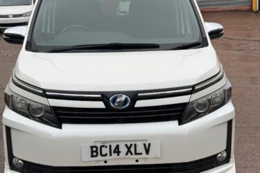 2014 Toyota Voxy 1.8 MPV Hybrid Electric Automatic Image