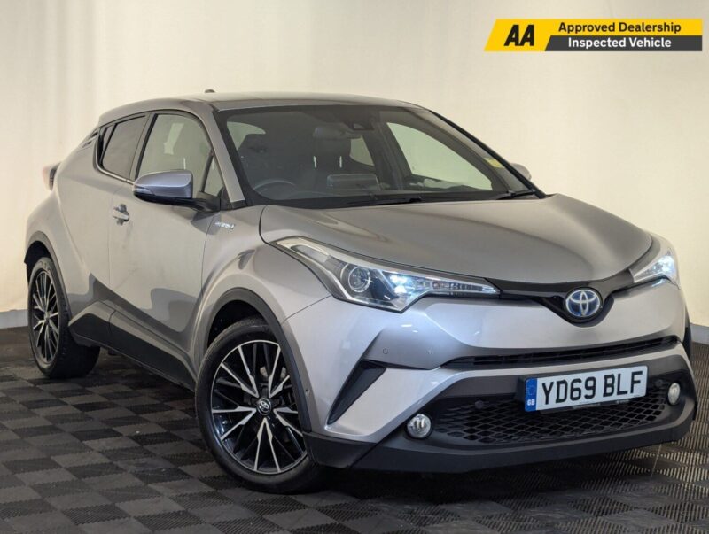 2019 69 TOYOTA C-HR 1.8 VVT-H EXCEL CVT EURO 6 (S/S) 5DR SERVICE HISTORY SAT NAV Image