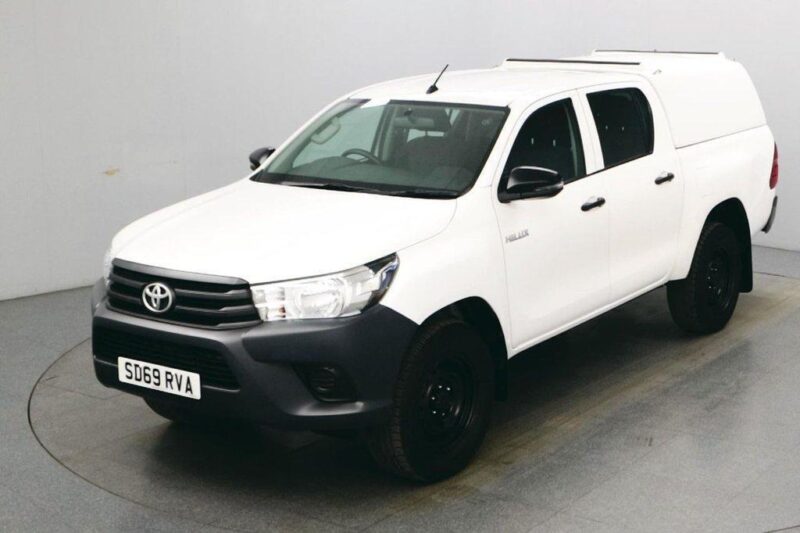 2019 Toyota HI-LUX 2.4 D-4D Active 4WD 150 BHP DCB Euro 6 ULEZ Free PICK UP Dies Image
