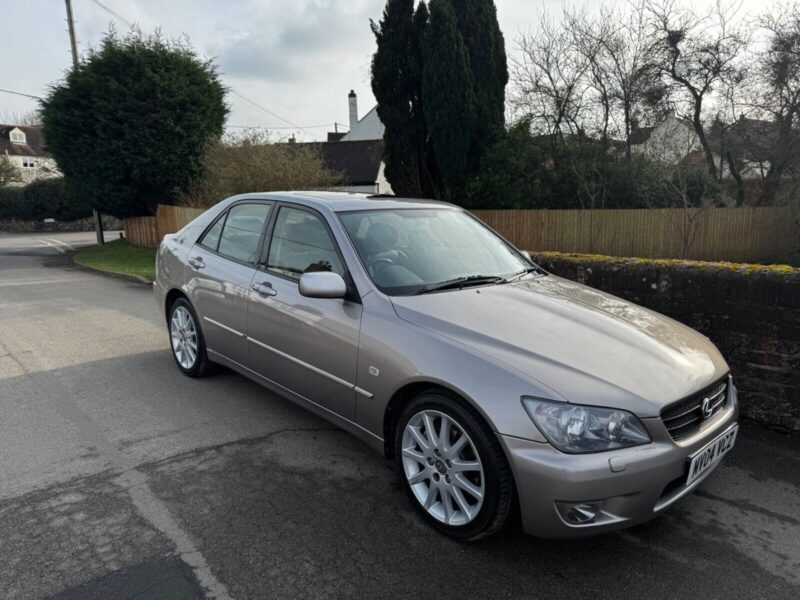 Lexus Is 200 last edition Image