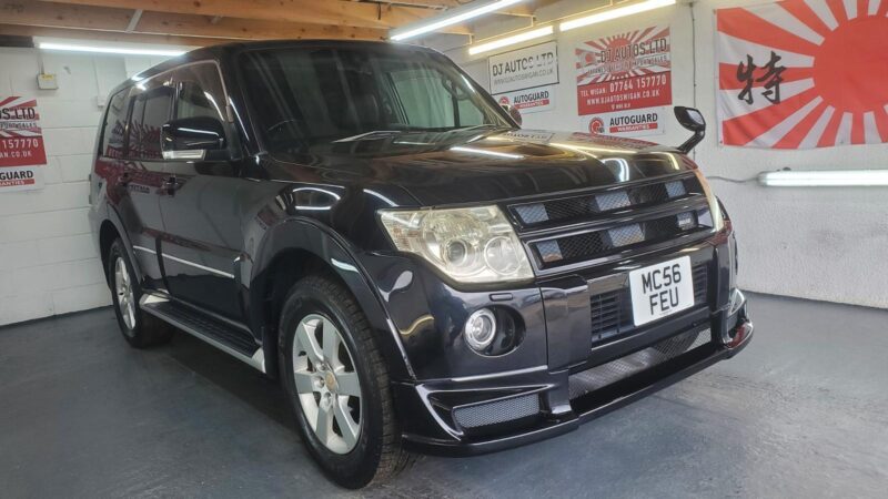 Mitsubishi pajero 3.8 v6 automatic sunroof 7 seater fresh japanese import 2006 Image