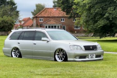 Toyota Crown Athlete V Estate MANUAL Image