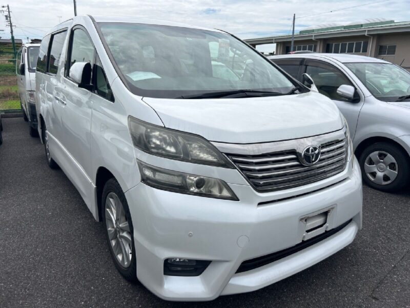 Toyota Vellfire 4WD 2009 2.4 Petrol 60000 mls 7 and 8 seaters Grade 4.5B Image