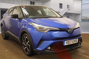 2017 Toyota C-HR 1.8 VVT-h Dynamic CVT Euro 6 (s/s) 5dr HATCHBACK Petrol/Electri Image