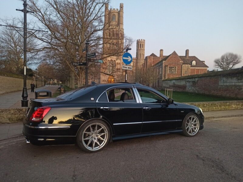 Toyota Crown Majesta V8 Image