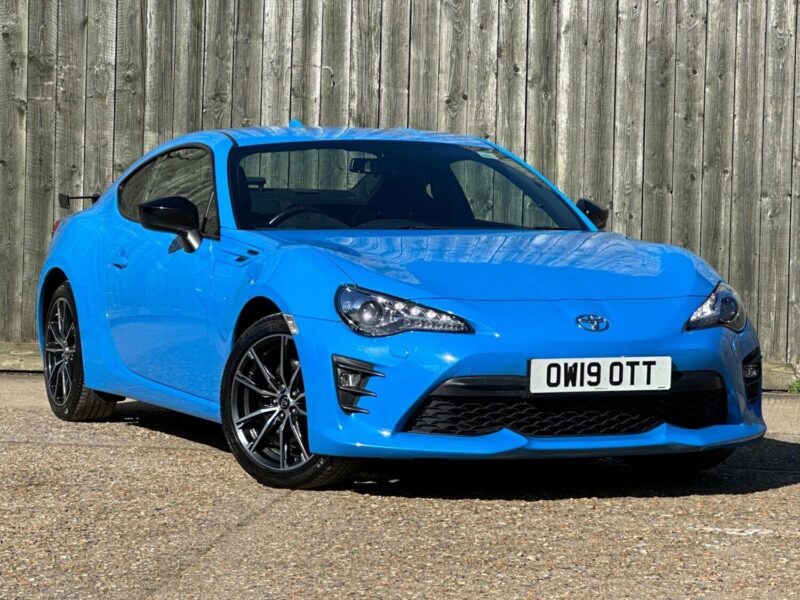 Toyota GT86 2.0 Boxer D-4S Club Series Blue Edition Euro 6 2dr Petrol Manual Image